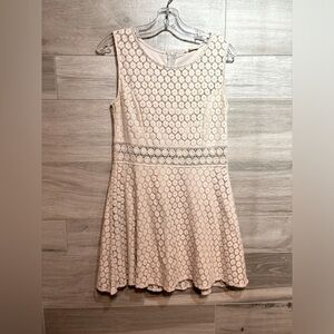 3/$30 Gorgeous Crochet Style Dress size large - beige